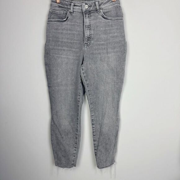 EXPRESS | Gray Curvy Skinny Super High Rise Denim Jeans Women’s Size 4 Short - Picture 1 of 11